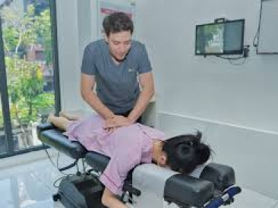 Phương pháp Chiropractic - Trị liệu thần kinh cột sống